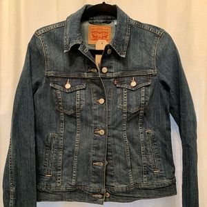 NWT Women's Levi Denim Jacket